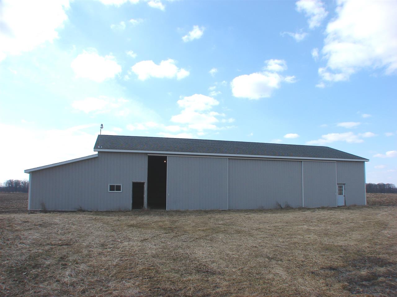 2668 South Begole Road Ithaca, MI 48847 - Photo 11 of 24 1858260-11.JPG