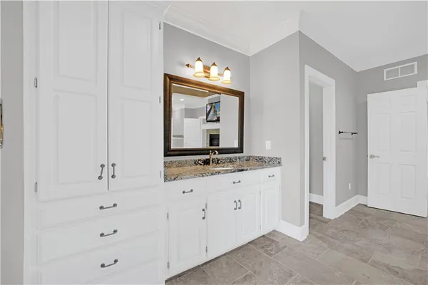 $899,000 | 1227 Pembrooke Drive, Warrensburg, MO 64093