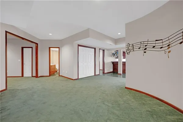 $899,000 | 1227 Pembrooke Drive, Warrensburg, MO 64093
