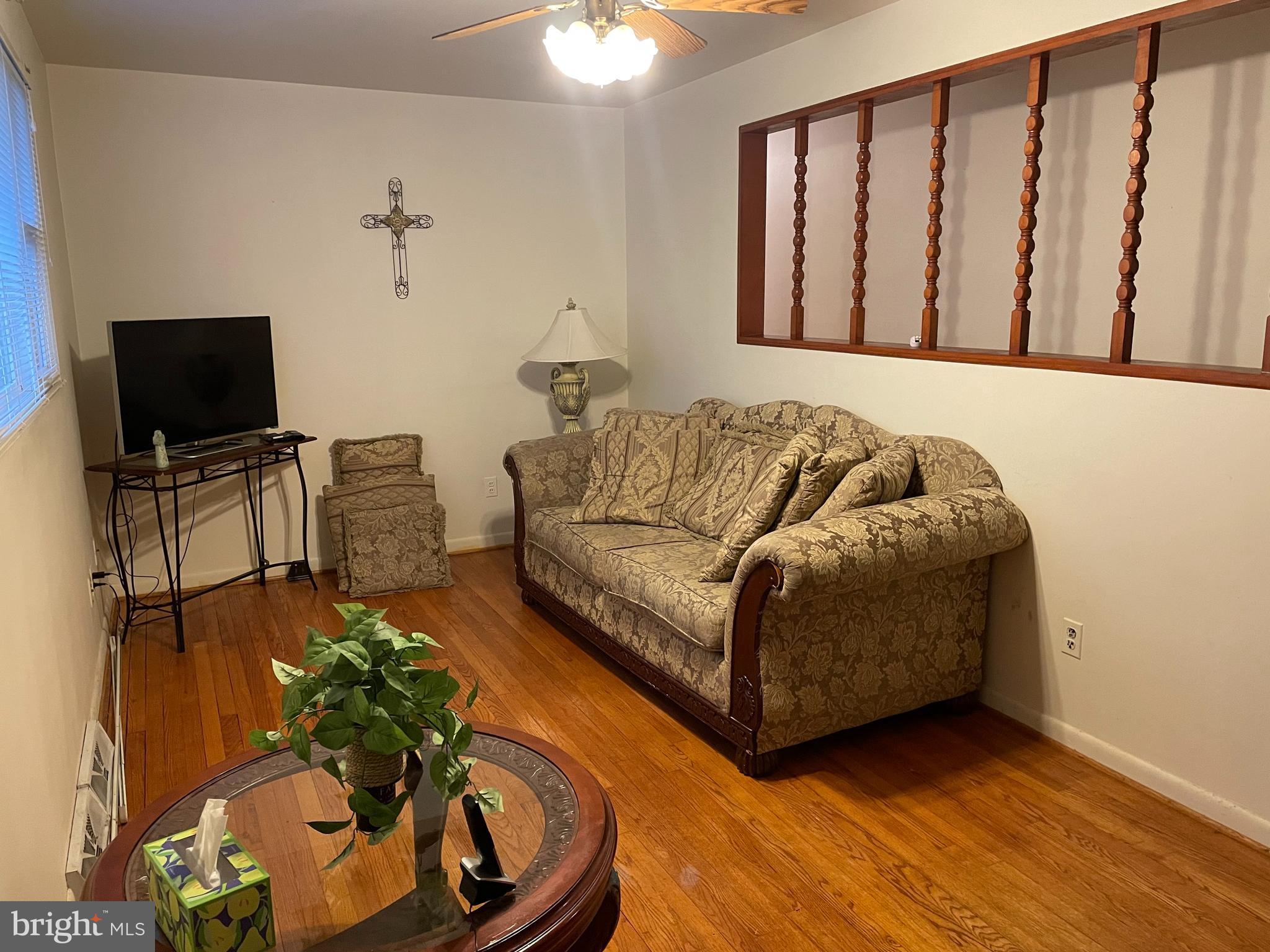 14270 Brandywine Road Brandywine, MD 20613 - Photo 2 of 10 Family Room