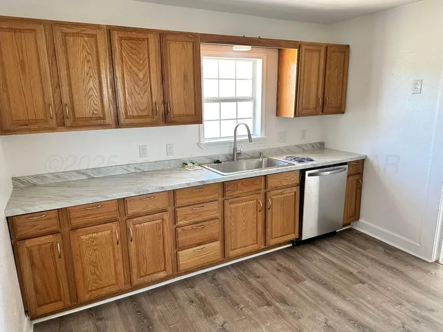 $125,000 | 1106 Coke Street, Vega, TX 79092