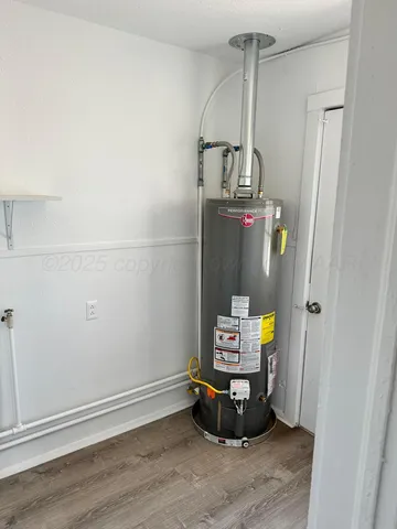 $125,000 | 1106 Coke Street, Vega, TX 79092