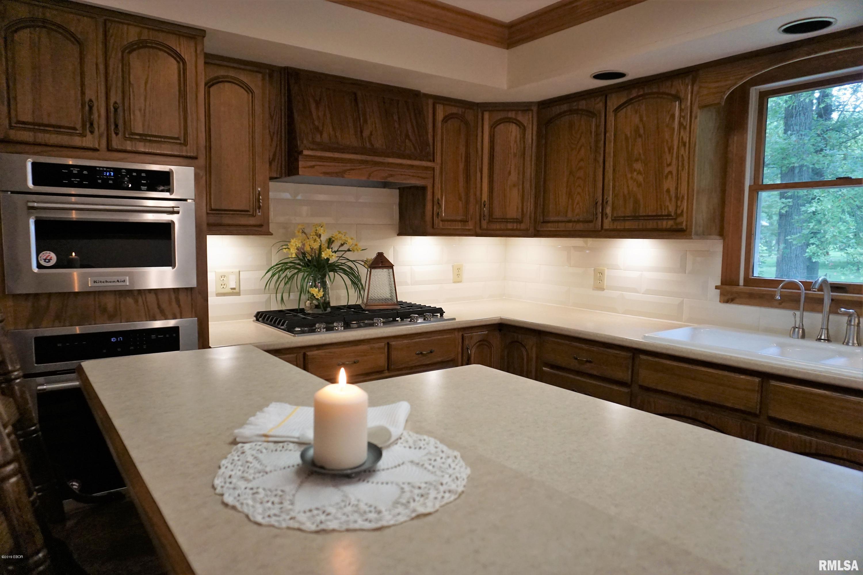 1575 Hawthorn Road Salem, IL 62881 - Photo 6 of 50 Gallery Image 6
