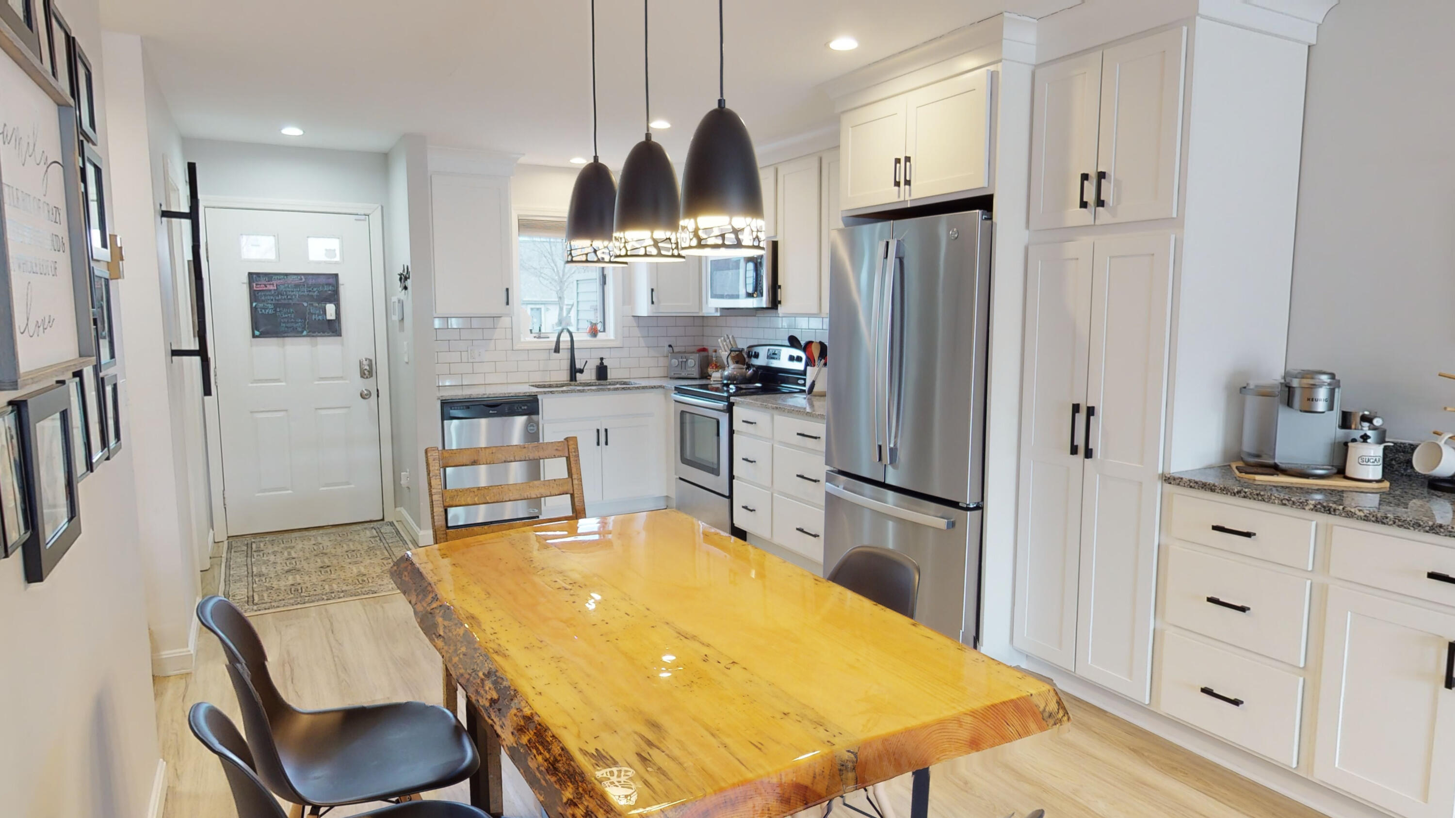 826 Ohio Street, Unit 17 Bangor, ME 04401 - Photo 5 of 34 4