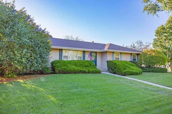 $375,000 | 2601 Ruth Fitzgerald Drive, Plainfield, IL 60586