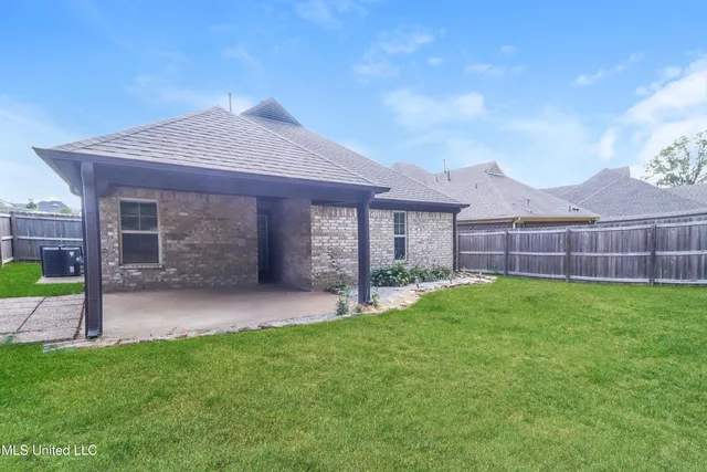 $2,060 | 1385 Switzer Drive, Southaven, MS 38671