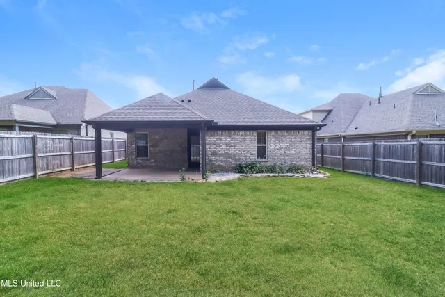 $2,060 | 1385 Switzer Drive, Southaven, MS 38671