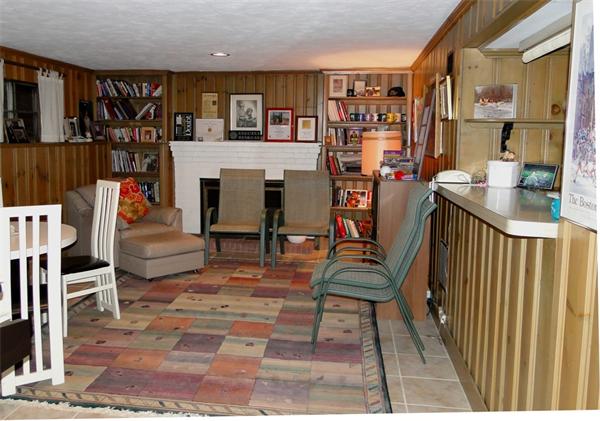 83 Redwood Road Newton, MA 02459 - Photo 17 of 24 Gallery Image 17