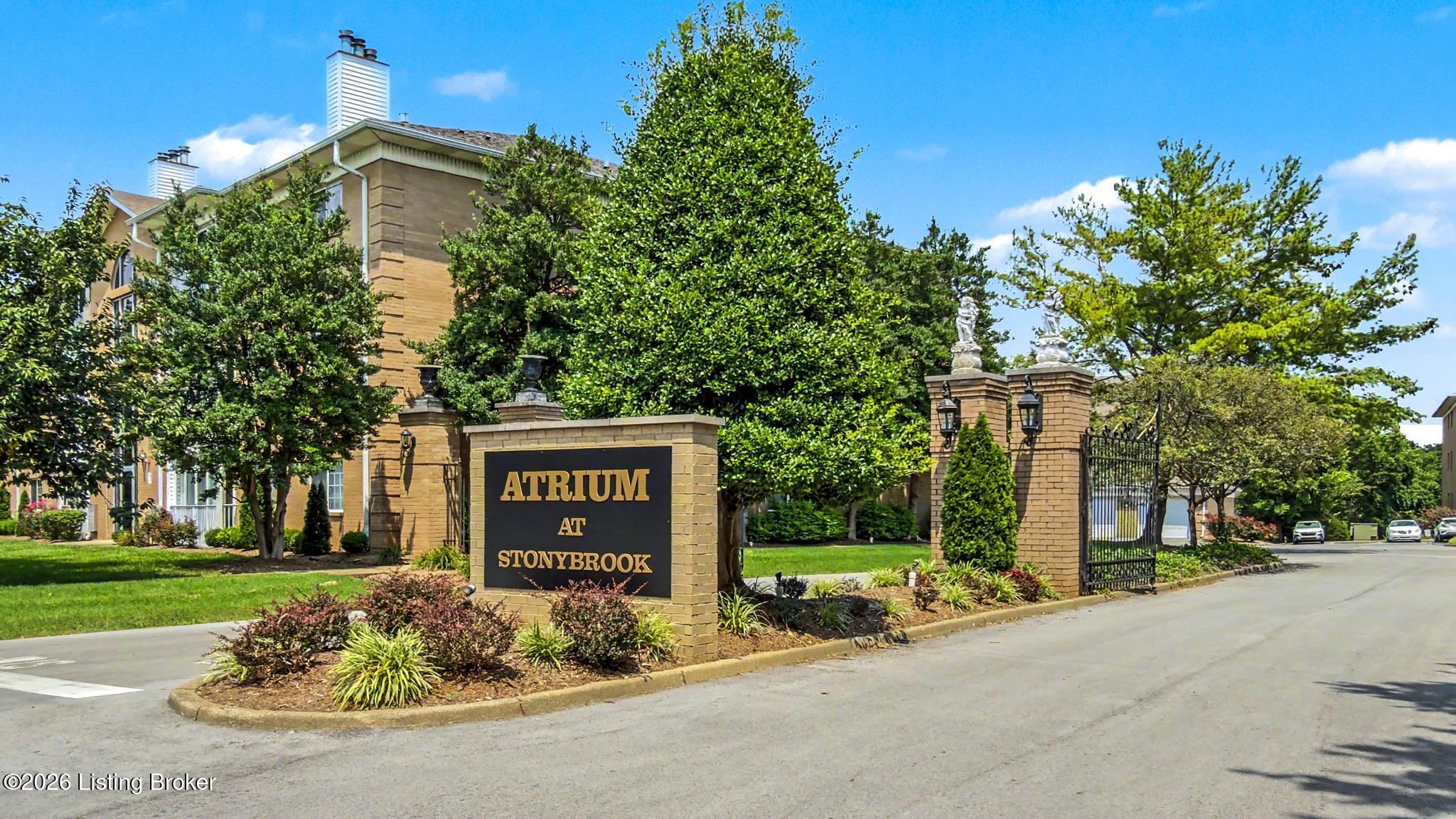 8508 Atrium Drive, Unit 1101 Louisville, KY 40220 - Photo 25 of 27 8508 Atrium Drive #1101-26
