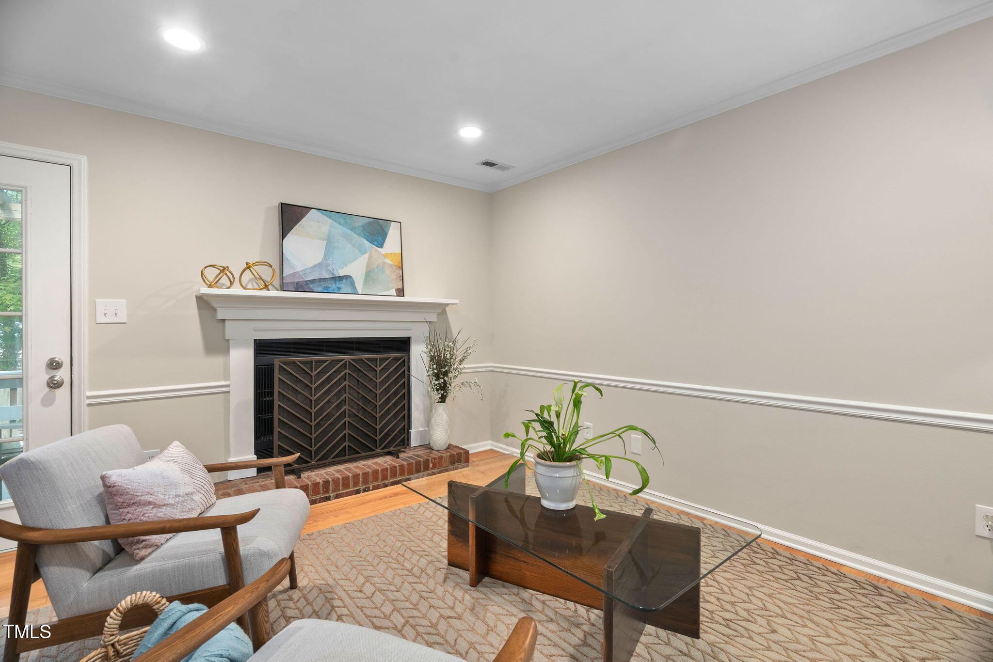 1563 Laureldale Drive Raleigh, NC 27609 - Photo 11 of 36 29-web-or-mls-1563-laureldale-dr