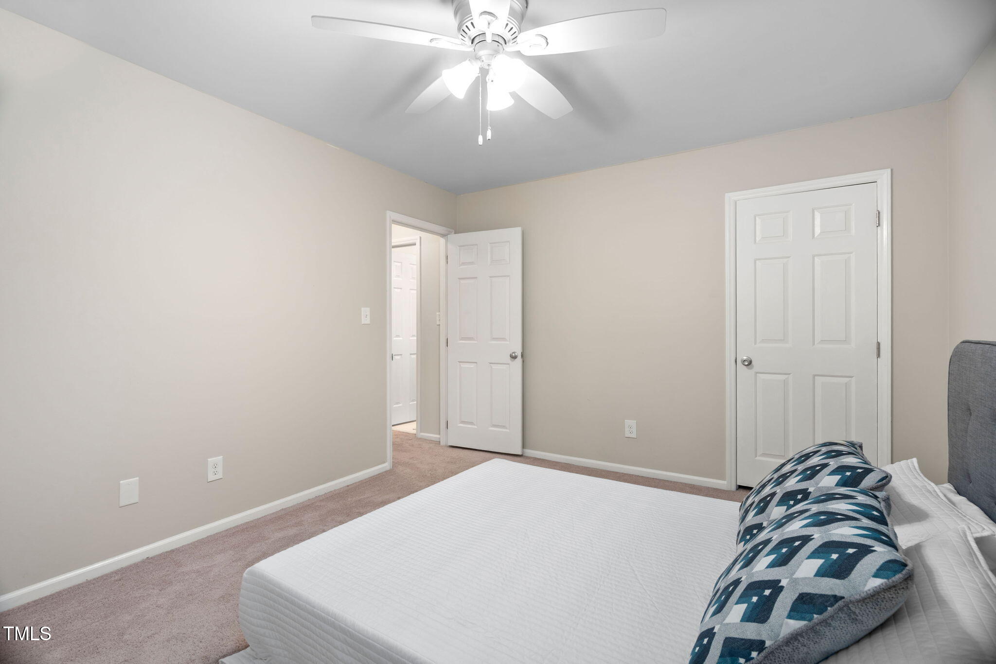 1563 Laureldale Drive Raleigh, NC 27609 - Photo 35 of 36 46-web-or-mls-1563-laureldale-dr