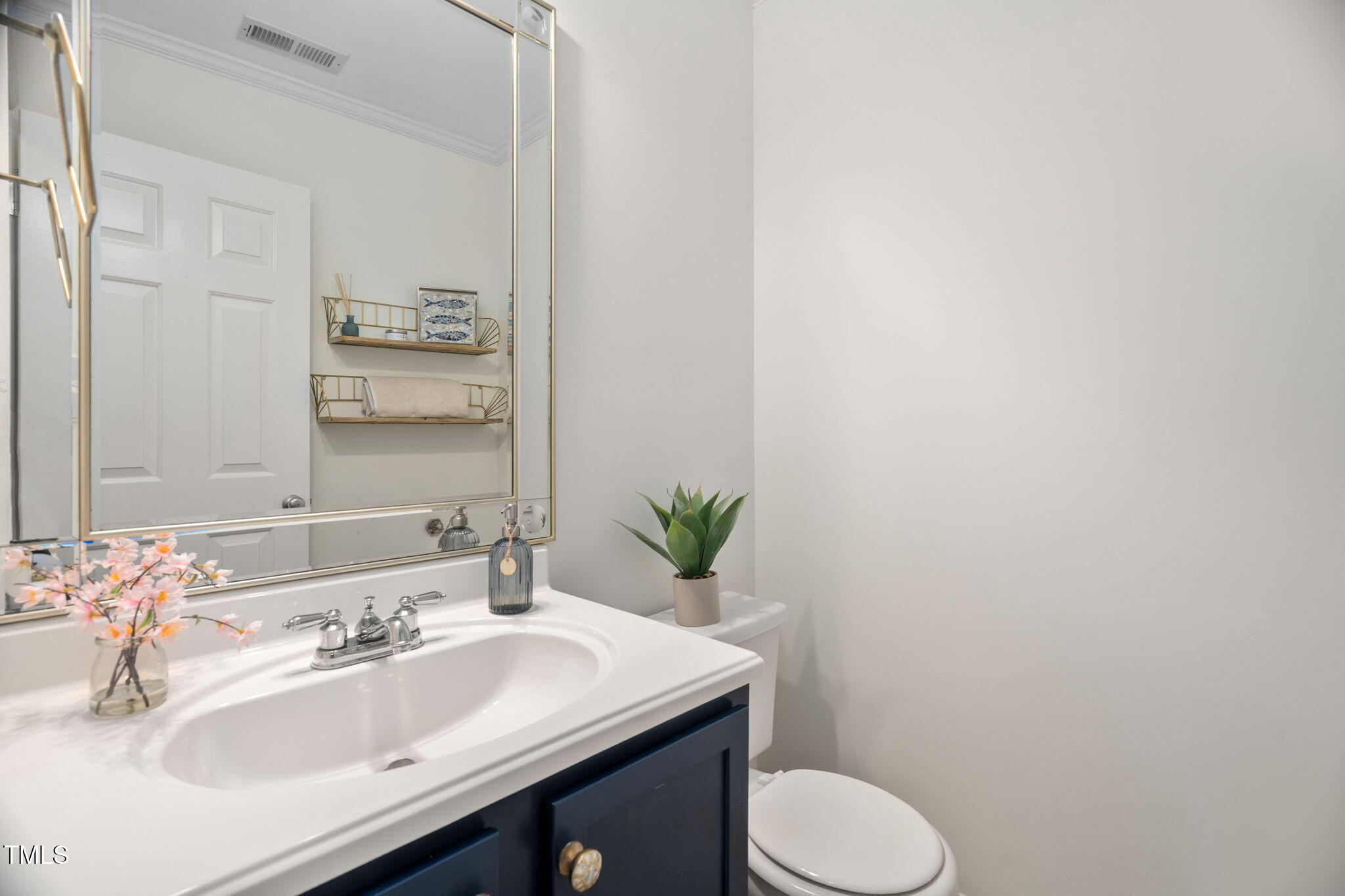 1563 Laureldale Drive Raleigh, NC 27609 - Photo 36 of 36 47-web-or-mls-1563-laureldale-dr