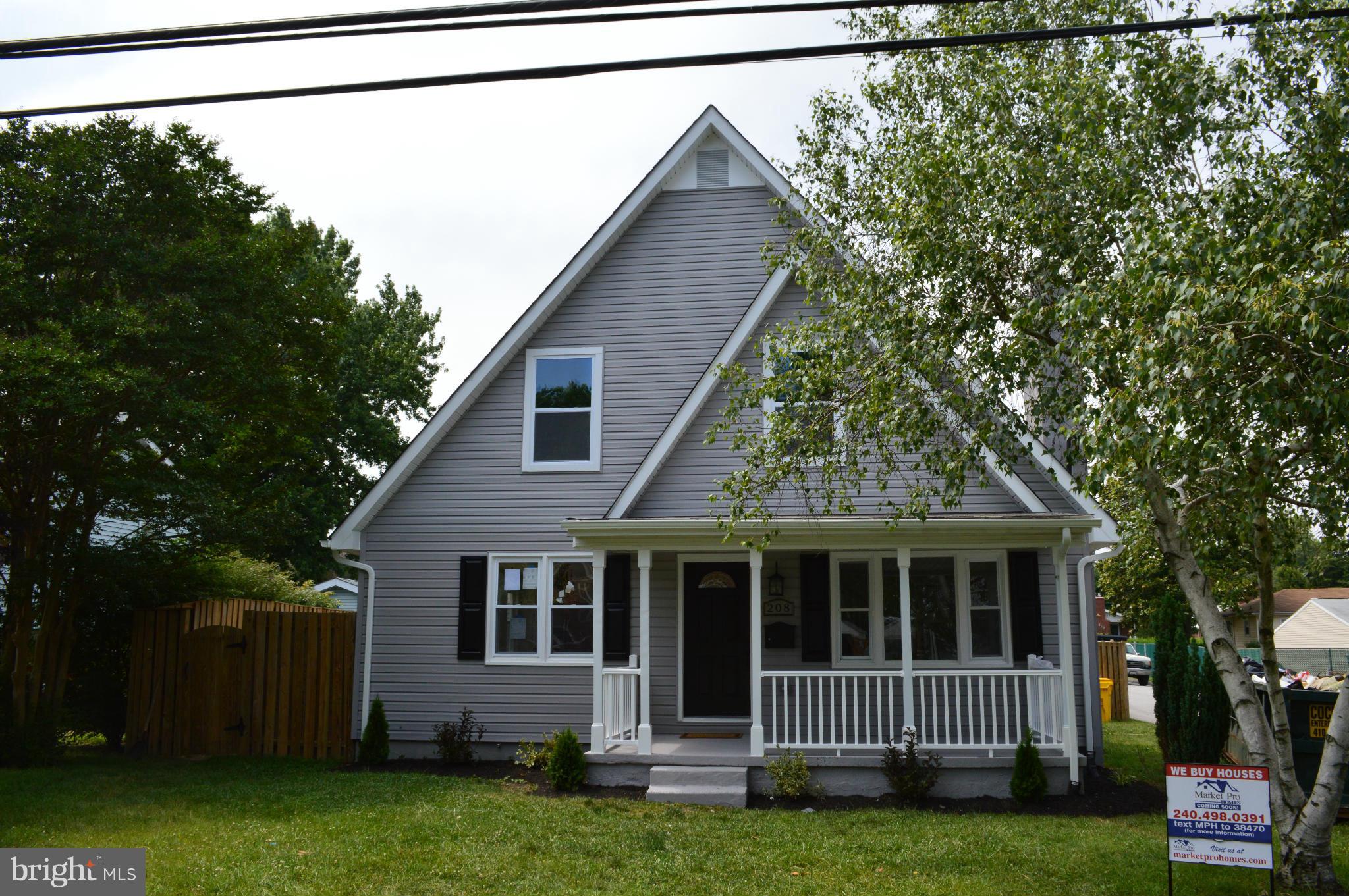 208 Glen Road Pasadena, MD 21122 - Photo 1 of 29 Exterior (Front)