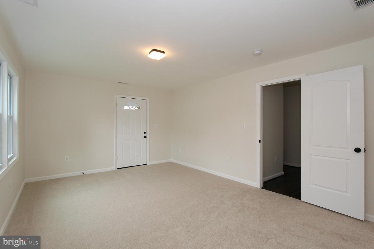 208 Glen Road Pasadena, MD 21122 - Photo 14 of 29 Bedroom
