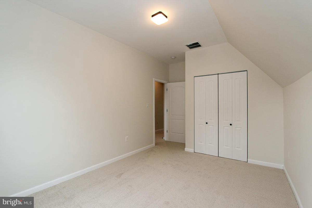 208 Glen Road Pasadena, MD 21122 - Photo 18 of 29 Bedroom