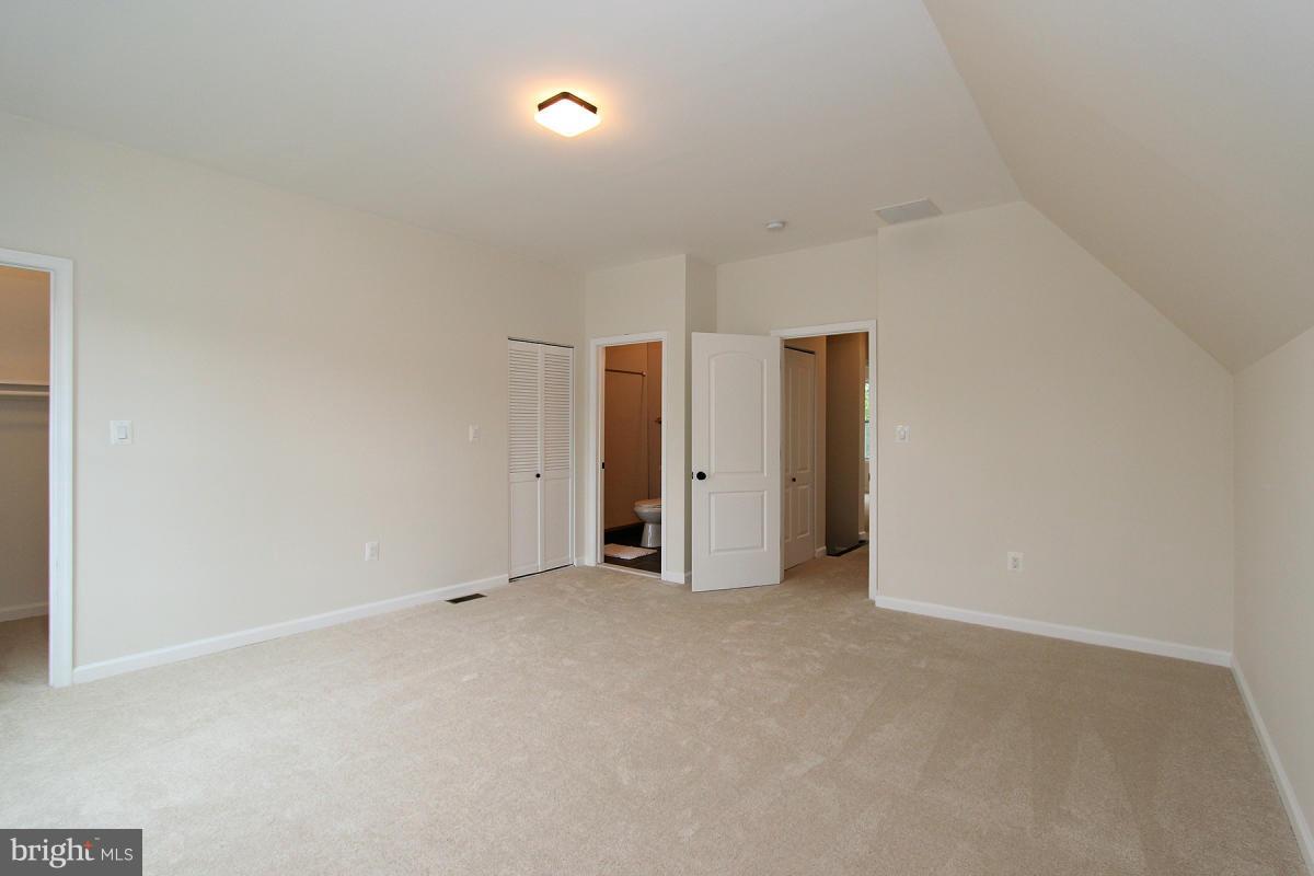208 Glen Road Pasadena, MD 21122 - Photo 25 of 29 Bedroom