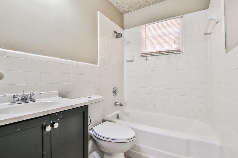 2714 40th Street Lubbock, TX 79413 - Photo 13 of 25 Photo 13