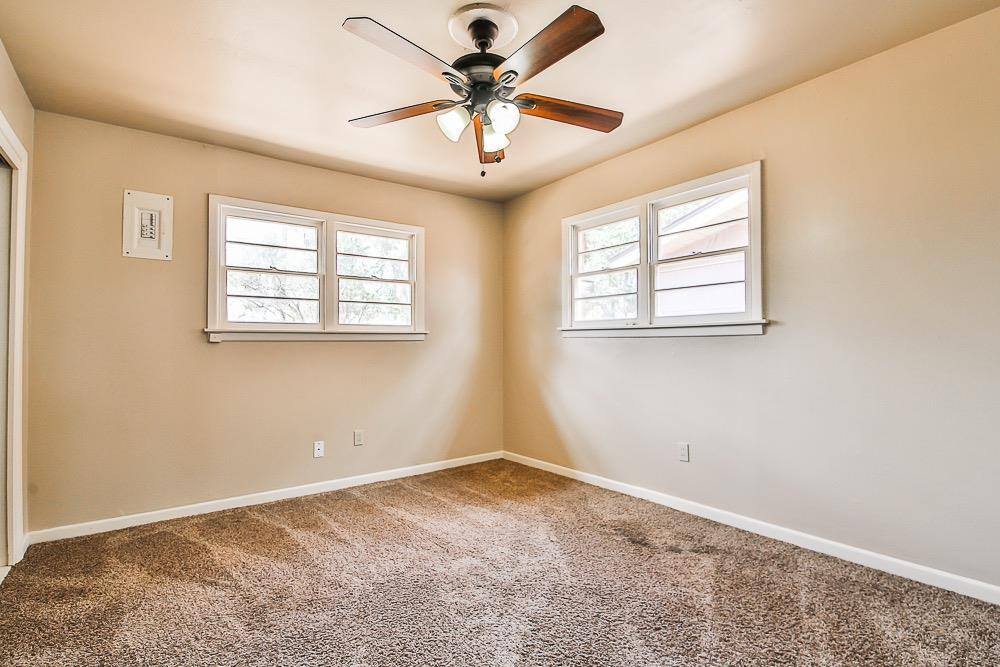 2714 40th Street Lubbock, TX 79413 - Photo 15 of 25 Photo 15