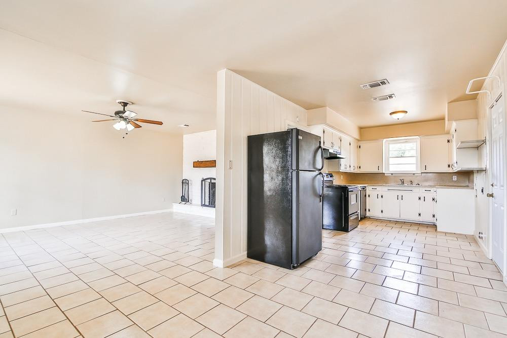 2714 40th Street Lubbock, TX 79413 - Photo 7 of 25 Photo 7