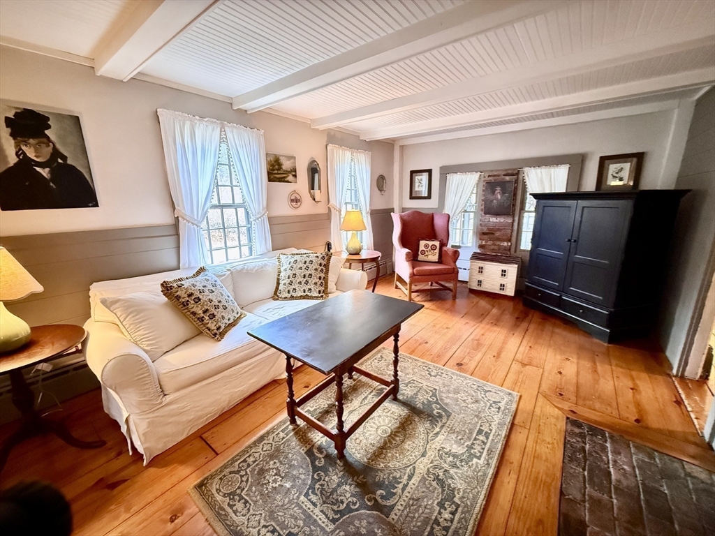 285 Brookfield Road Sturbridge, MA 01518 - Photo 12 of 39