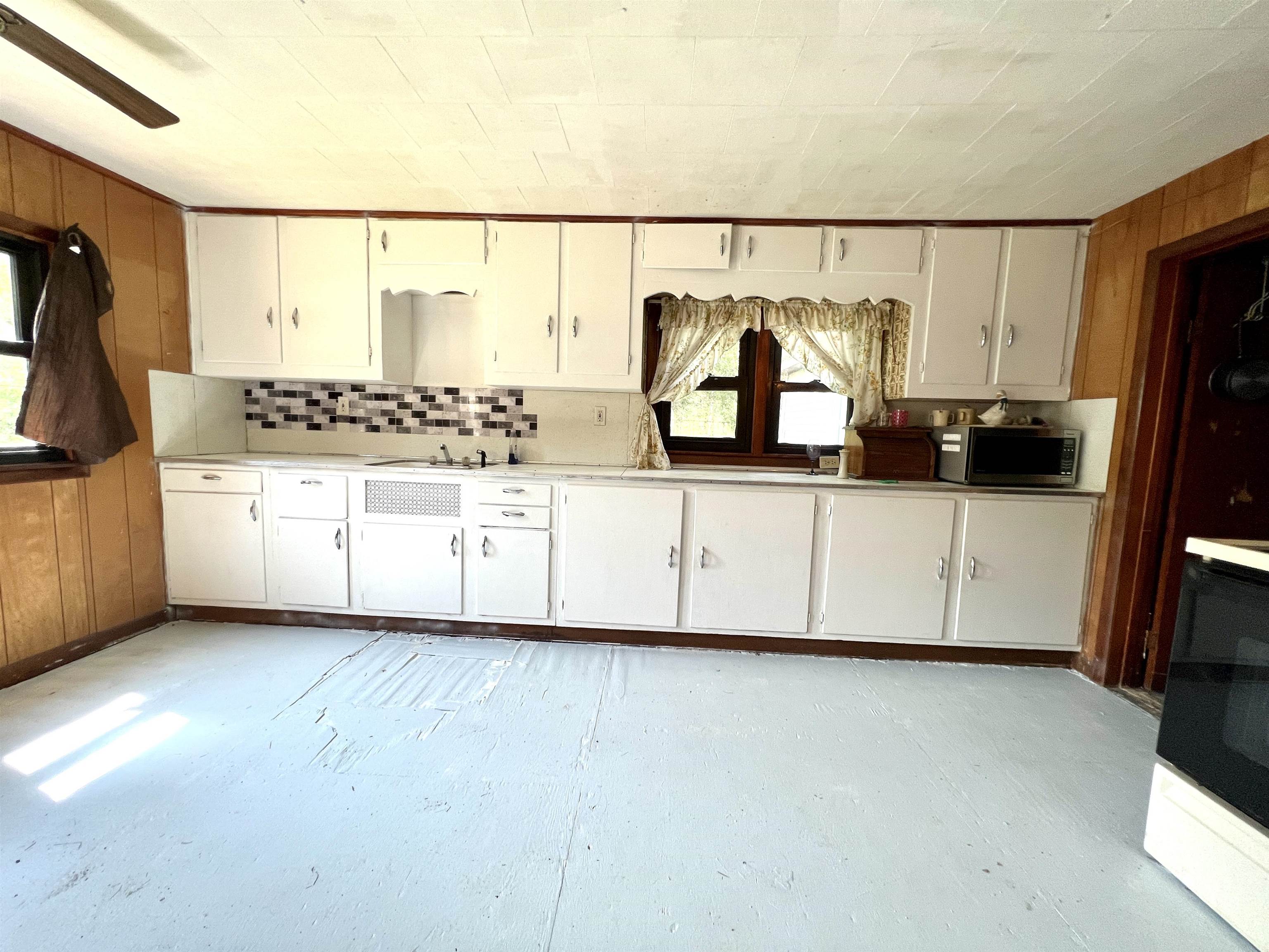 814 North Tippy Dam Road Wellston, MI 49689 - Photo 5 of 48 Gallery Image 5