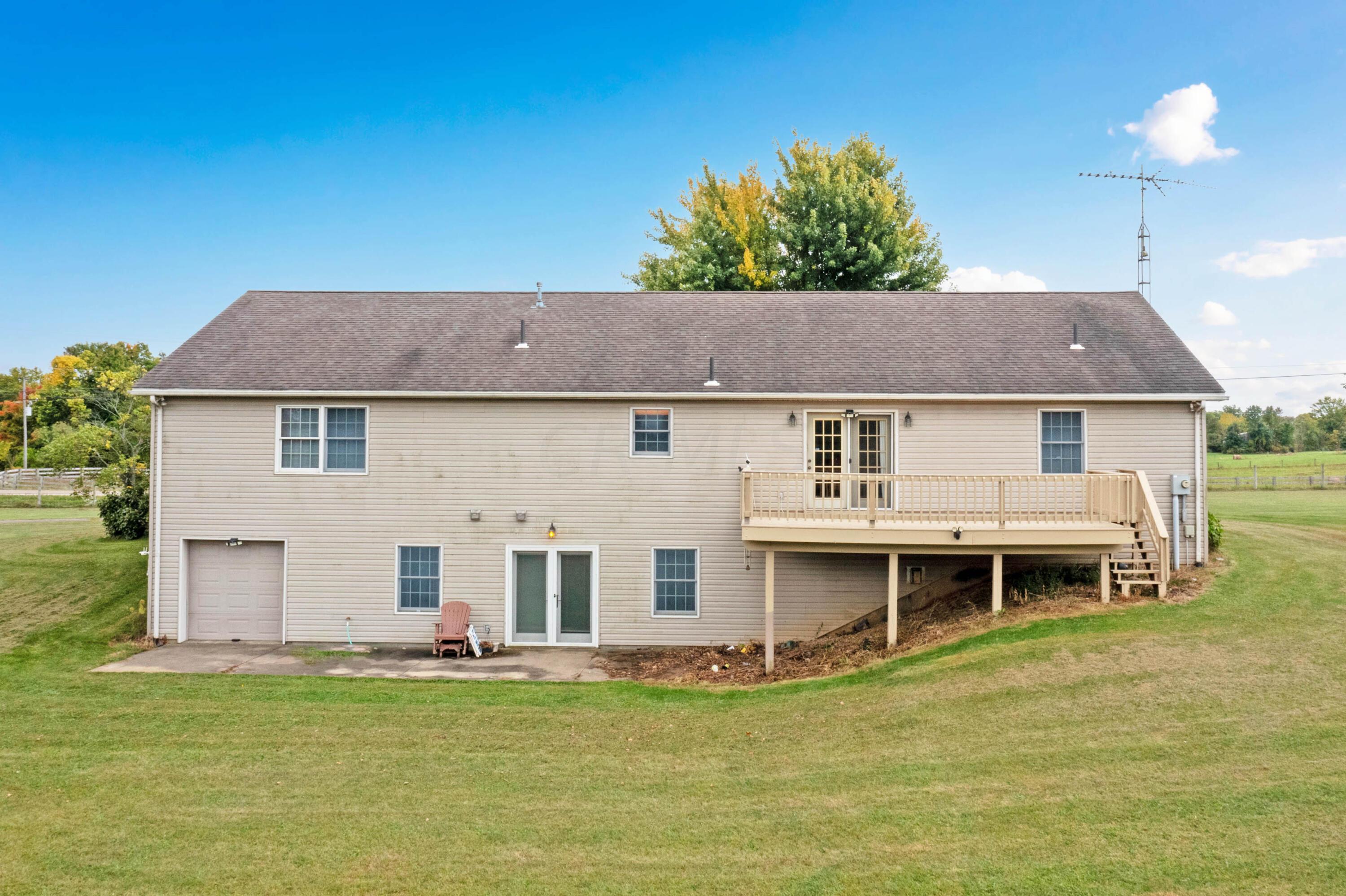 11121 Tucker Road Mount Vernon, OH 43050 - Photo 38 of 50 Exterior