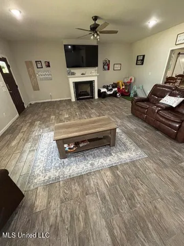 $195,000 | 7820 Highway 4, Senatobia, MS 38668