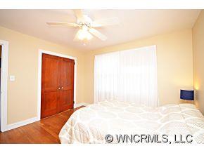 433 Governors View Road Asheville, NC 28805 - Photo 13 of 18 Gallery Image 13