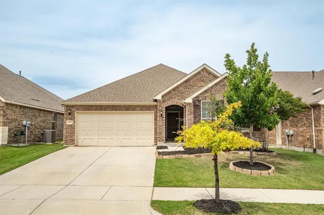 $375,000 | 6620 Roaring Creek, Denton, TX 76226