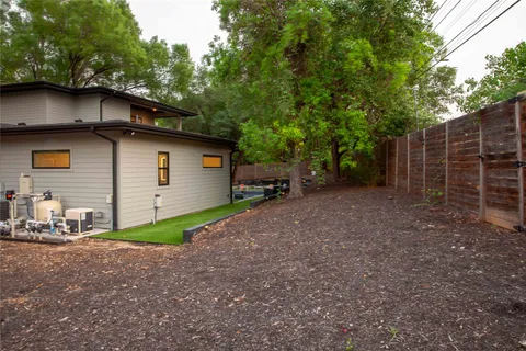 $1,998,000 | 6100 Gena Court, Austin, TX 78757