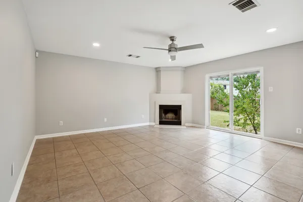 $2,150 | 1517 Alazan Cove, Round Rock, TX 78664