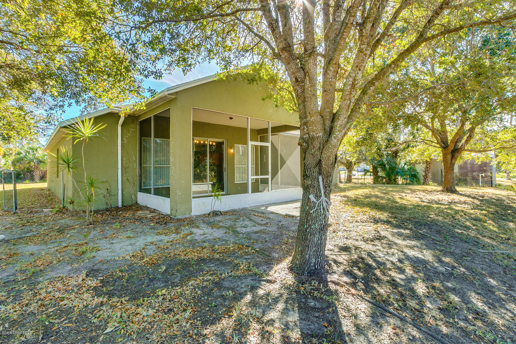 2992 Tishman Road Southeast Palm Bay, FL 32909 - Photo 25 of 28 Back of Home
