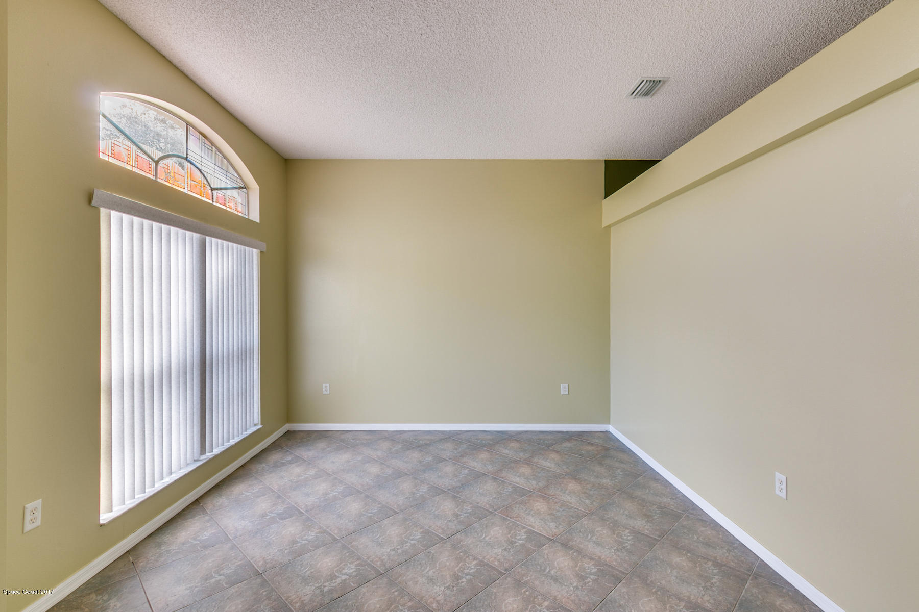 2992 Tishman Road Southeast Palm Bay, FL 32909 - Photo 7 of 28 Living Room