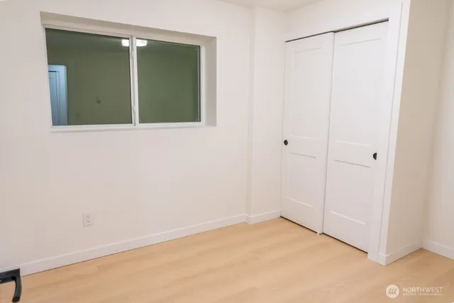 $3,000 | 4015 Southwest Thistle Street, Unit B, Seattle, WA 98136