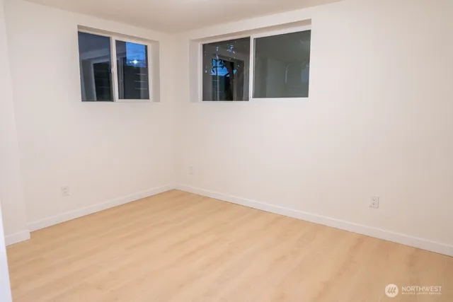 $3,000 | 4015 Southwest Thistle Street, Unit B, Seattle, WA 98136