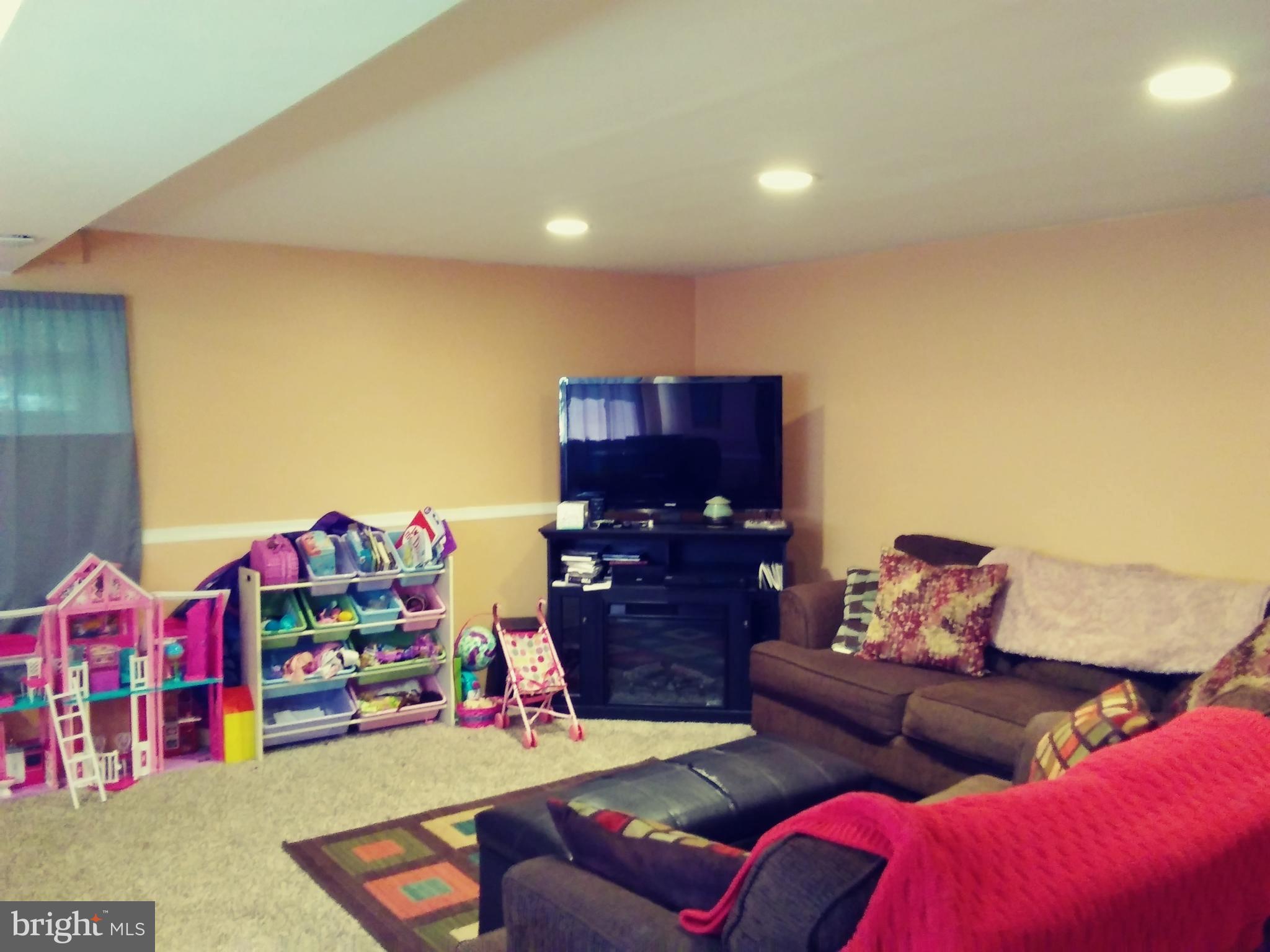 605 Wanamaker Road Jenkintown, PA 19046 - Photo 7 of 8 Finished Basement !