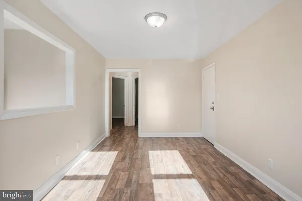 wooden floor in a empty room