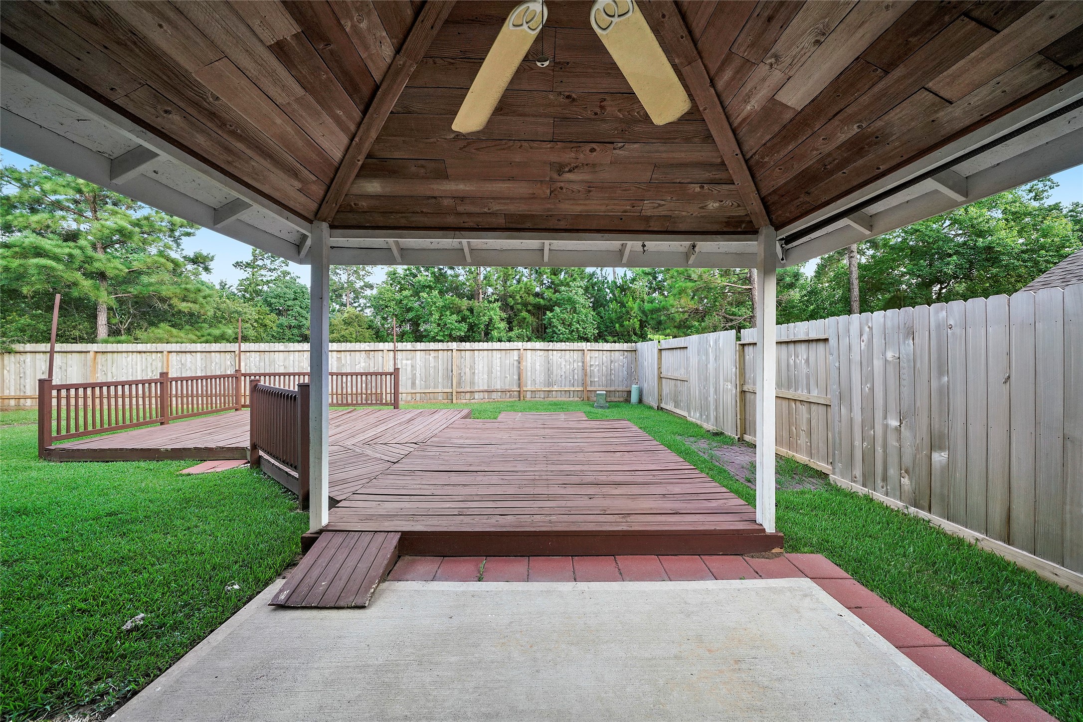 6903 Summer Bridge Lane Spring, TX 77379 - Photo 27 of 35