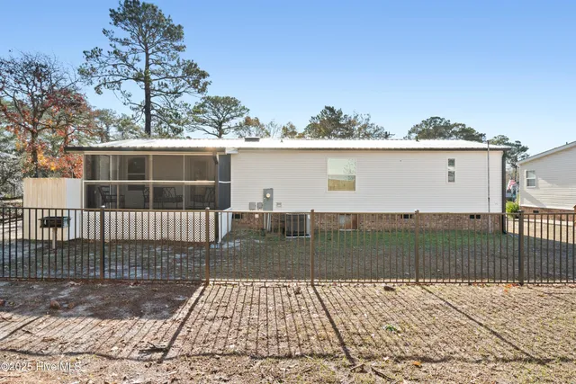 $227,500 | 2158 Forest Drive Southwest, Supply, NC 28462