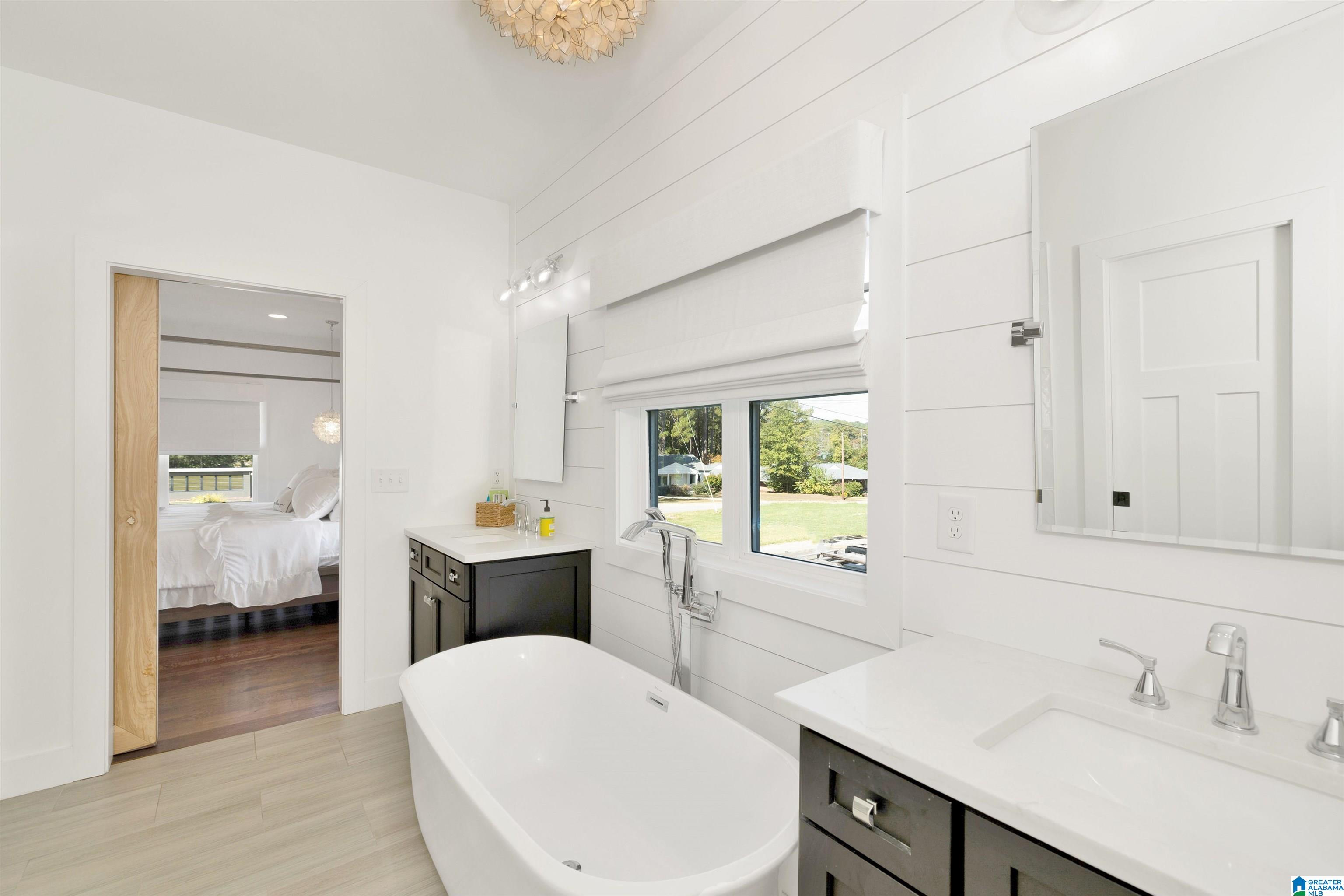 909 Oak Grove Road Birmingham, AL 35209 - Photo 17 of 38 Gallery Image 17