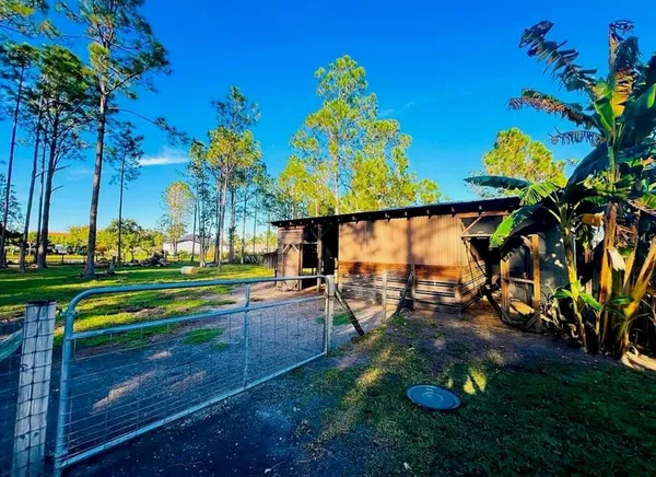 $550,000 | 6975 Maverick Trail, St. Cloud, FL 34771