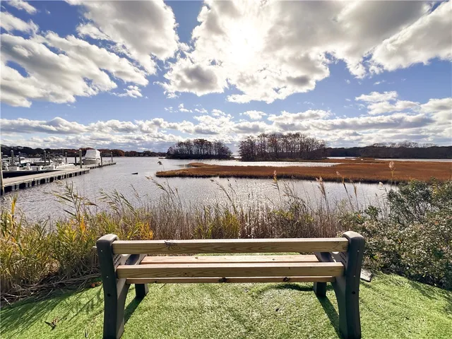 $1,395,000 | 100 Spartina Cove Way, South Kingstown, RI 02879