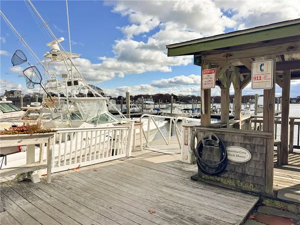 $1,395,000 | 100 Spartina Cove Way, South Kingstown, RI 02879