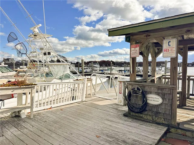 $1,395,000 | 100 Spartina Cove Way, South Kingstown, RI 02879