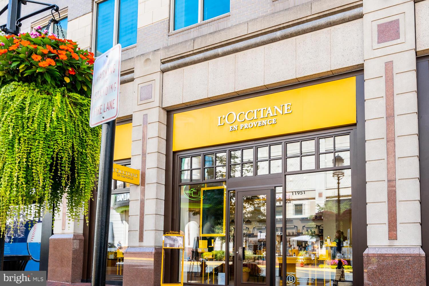 1791 Jonathan Way, Unit 1791C Reston, VA 20190 - Photo 29 of 58 a view of a building on the street