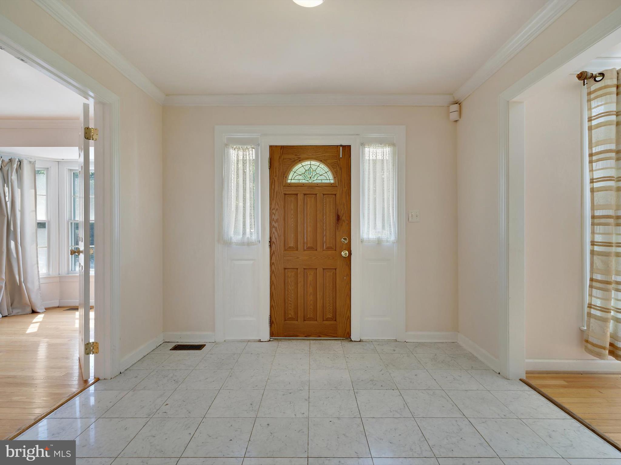 9991 Old Mill Road Ellicott City, MD 21042 - Photo 6 of 78 Gallery Image 6