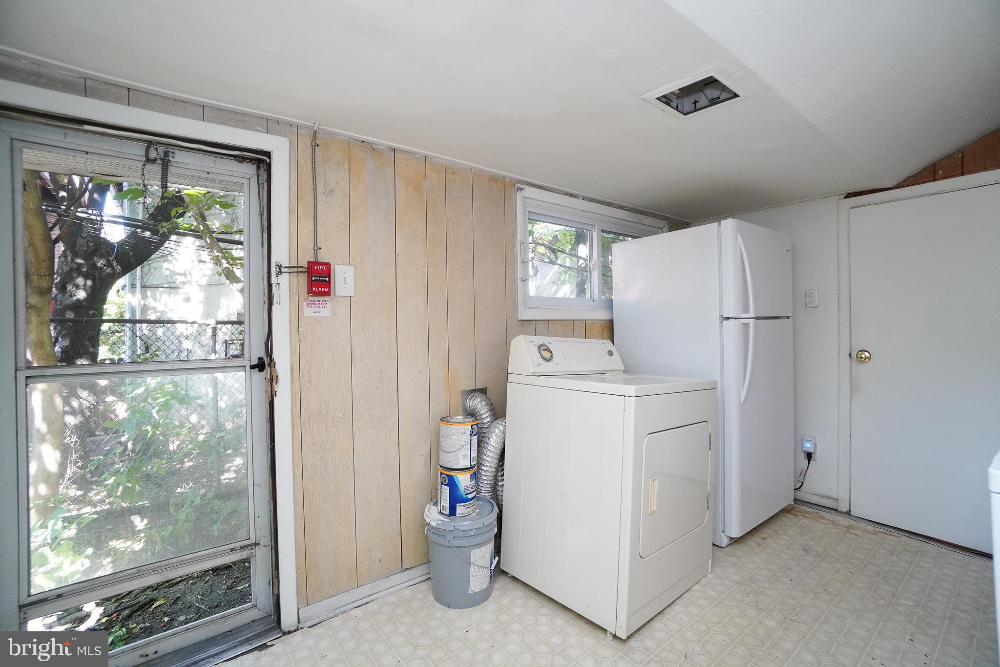3219 Summer Street Philadelphia, PA 19104 - Photo 12 of 33
