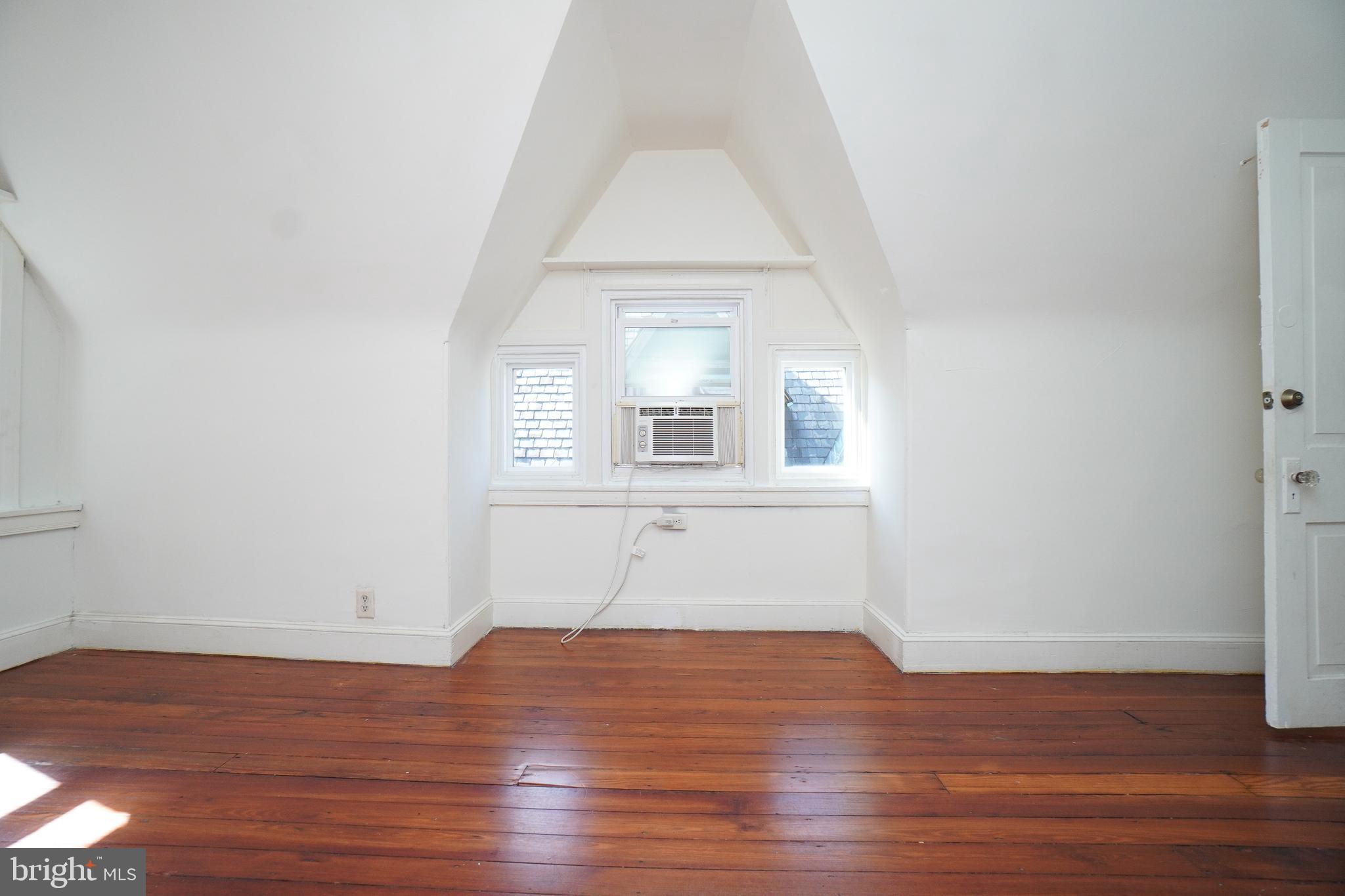 3219 Summer Street Philadelphia, PA 19104 - Photo 27 of 33