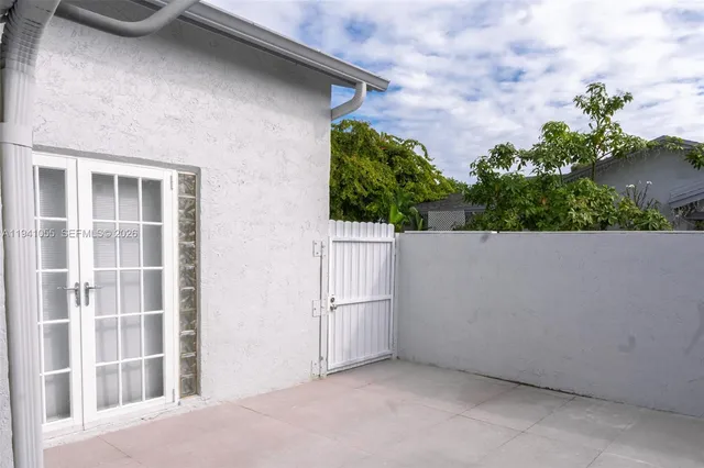 $390,000 | 6405 Southwest 152nd Cir Place, Unit 1005, Miami, FL 33193