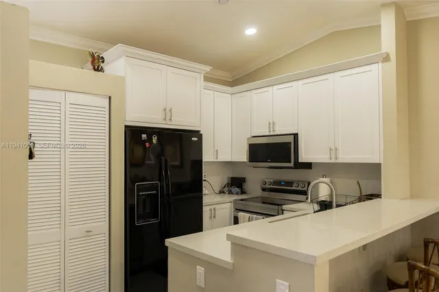 $390,000 | 6405 Southwest 152nd Cir Place, Unit 1005, Miami, FL 33193